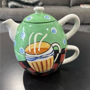 Colorful Ceramic Teapot with Cup Design